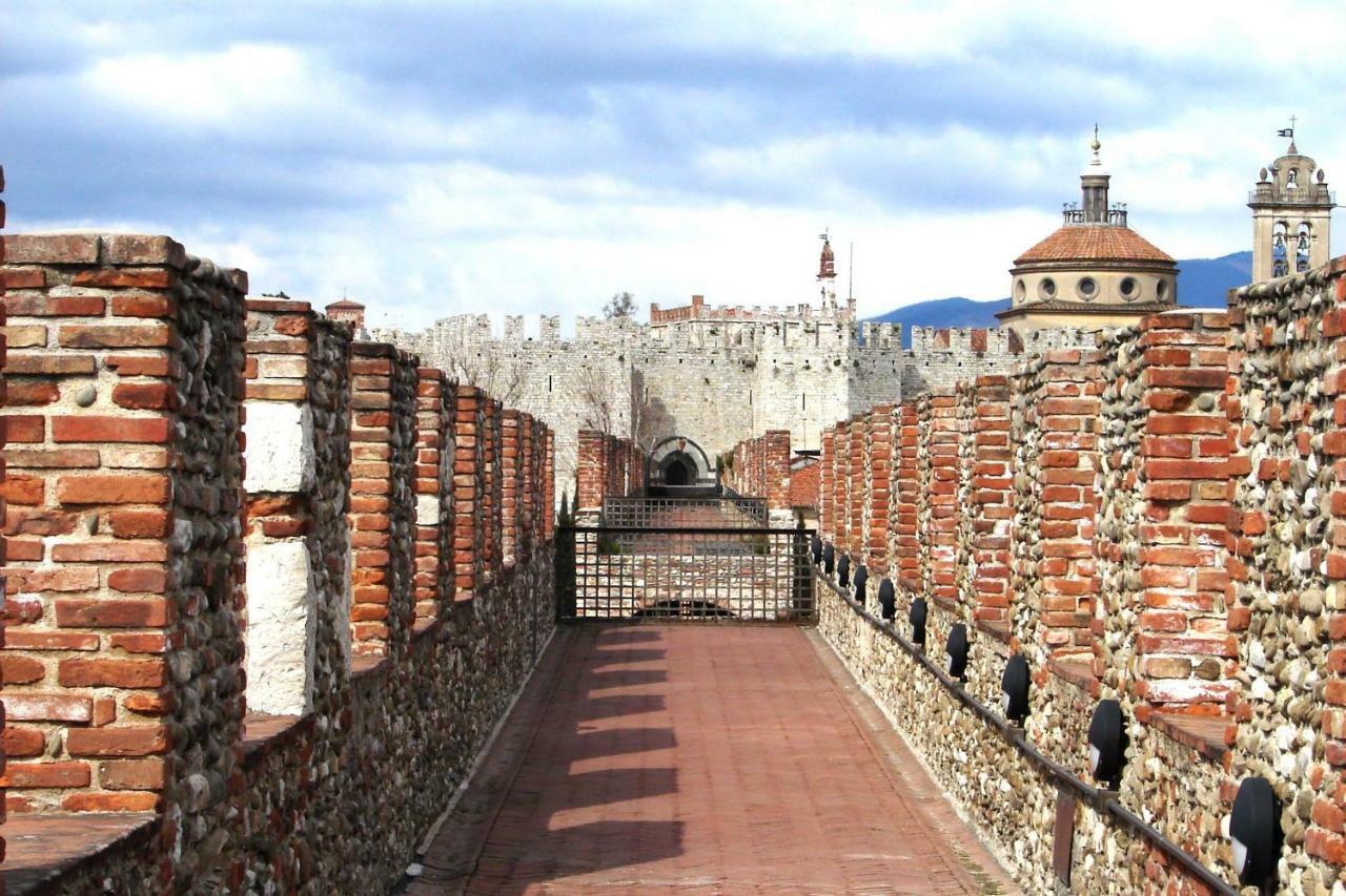 Calimara18 25" From Florence Ac Smarttv Prato  Kültér fotó